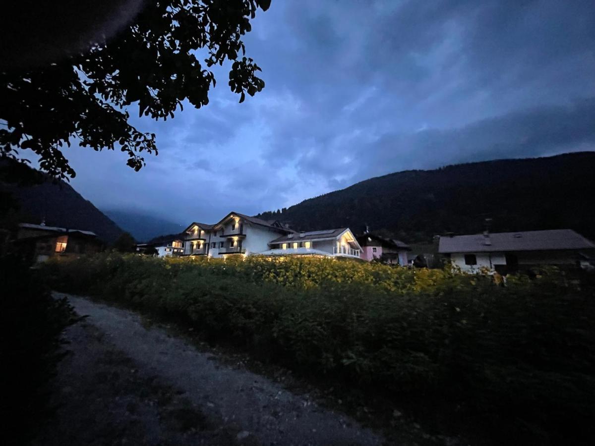 Rosensuite La Residenza Del Rosengarten Pinzolo Eksteriør bilde