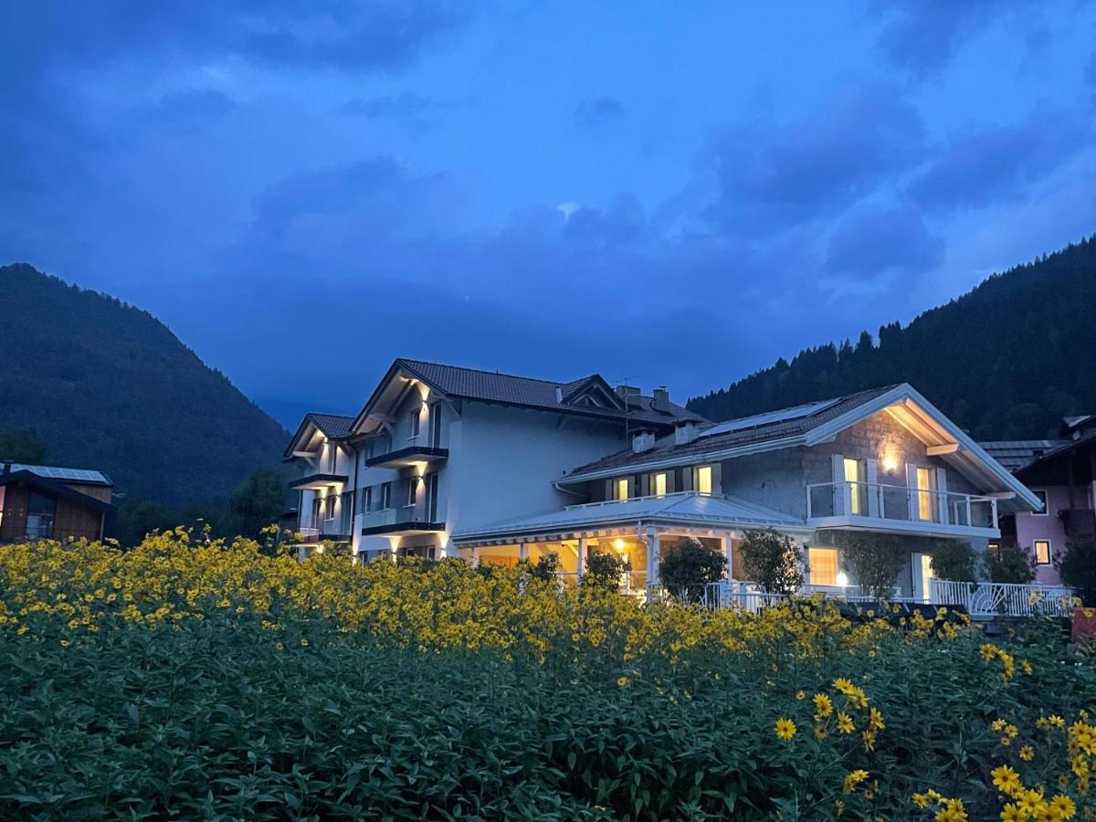 Rosensuite La Residenza Del Rosengarten Pinzolo Eksteriør bilde